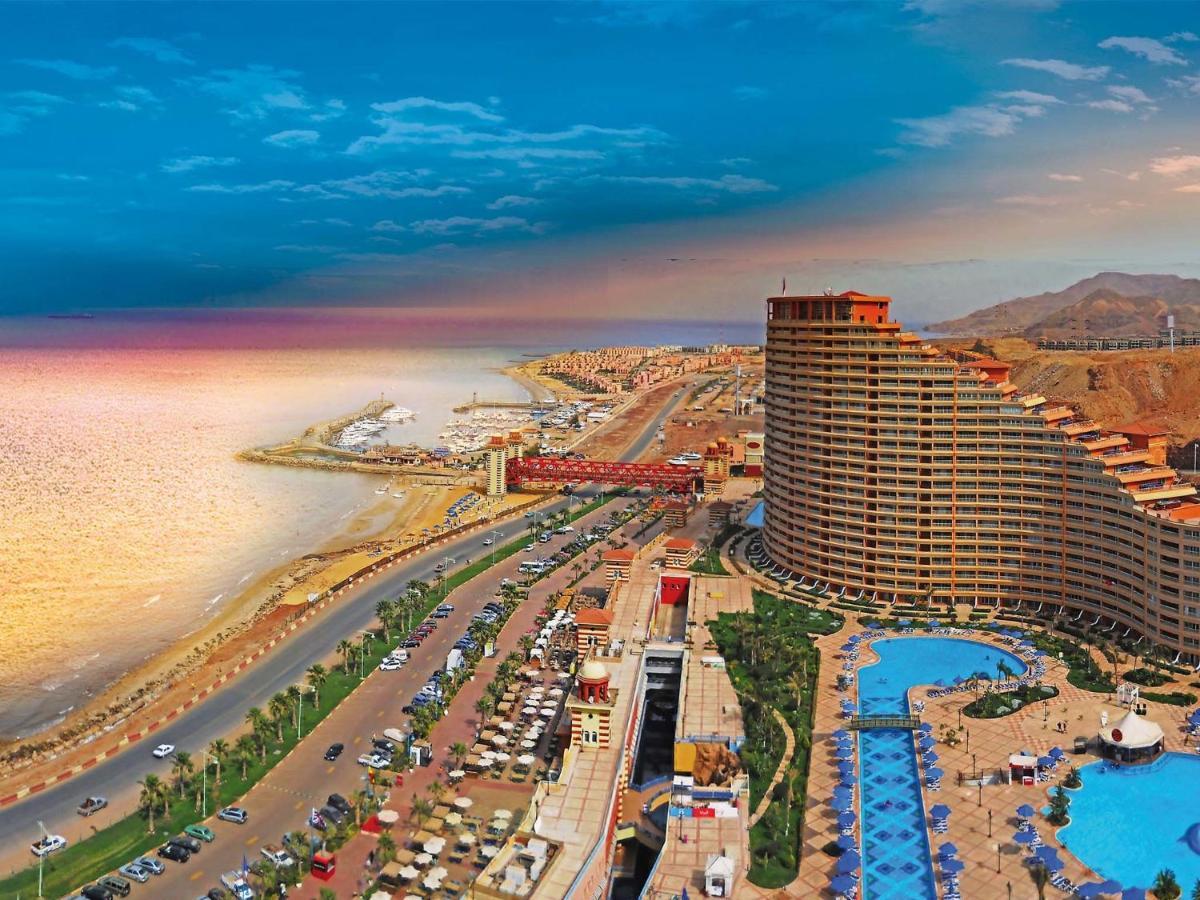 Porto Sokhna Pyramids Apartments Powered By Amer-Group Family Only Ain Sukhna Exterior photo